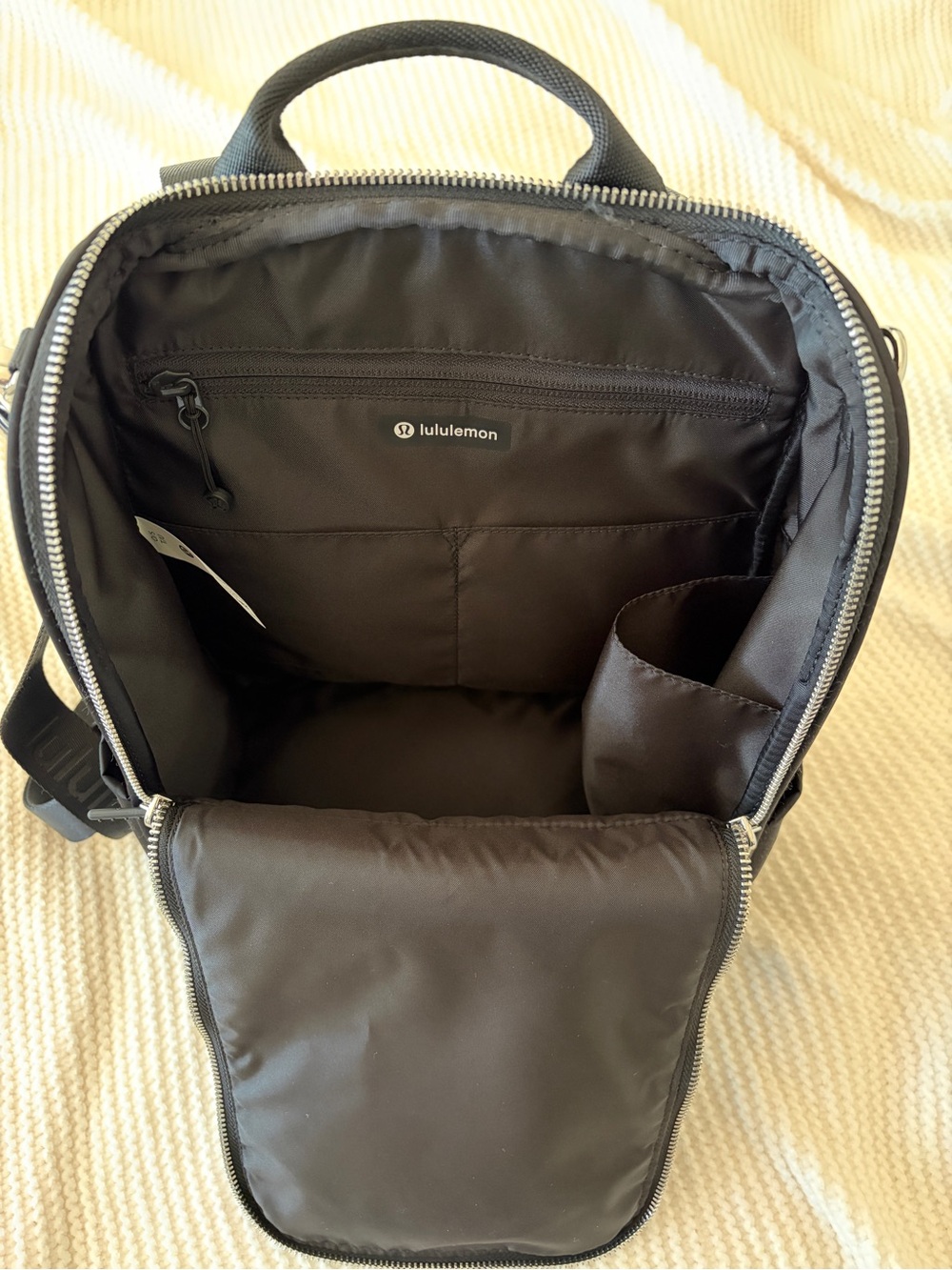 Lululemon City Essentials Small Backpack 10L - Picture 6 of 6